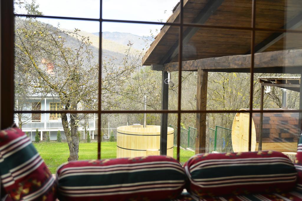 Villa Jrhogher ديليجان الغرفة الصورة